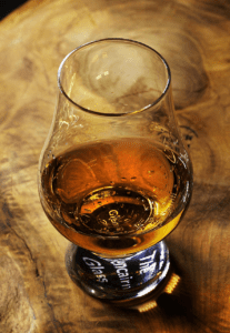 How to Host a Bourbon Tasting Event - Glencairn Glasses